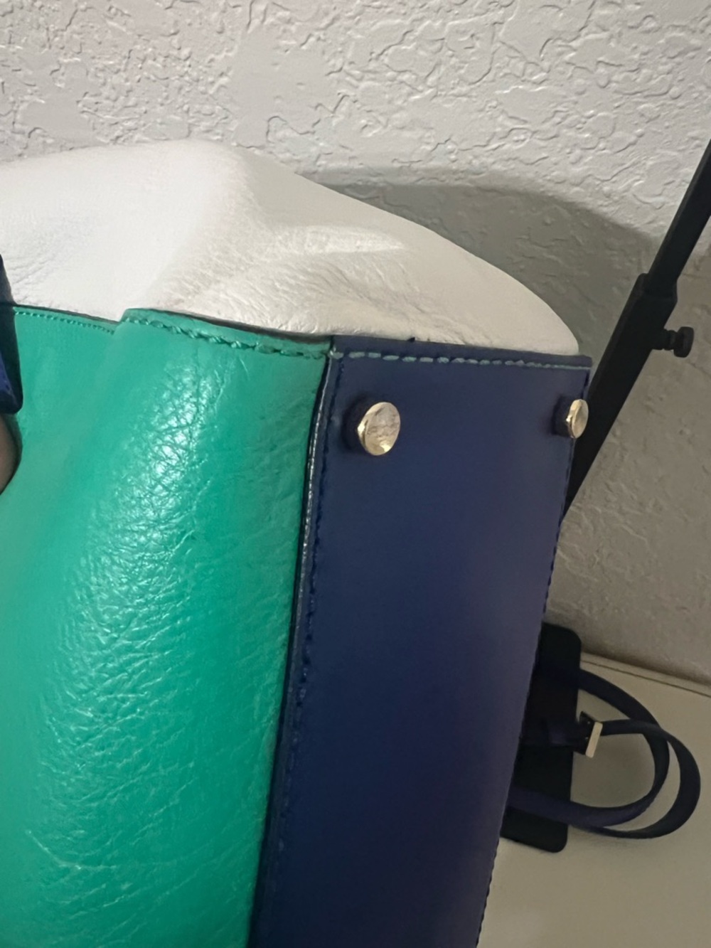 Kate Spade Houston Street Leo Bag - Picture 5 of 8
